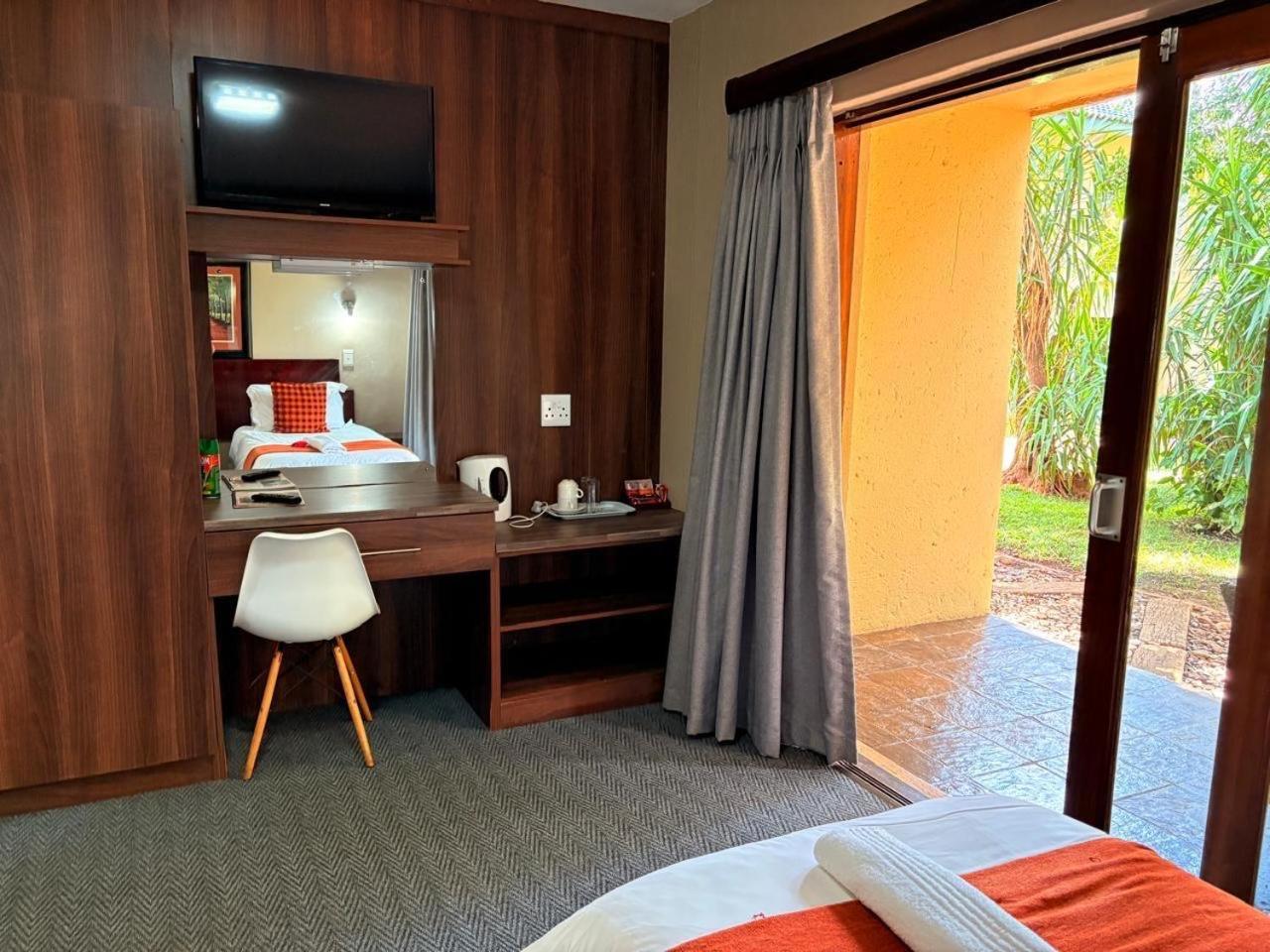 Rio Vista Lodge มาเลเลน ภายนอก รูปภาพ