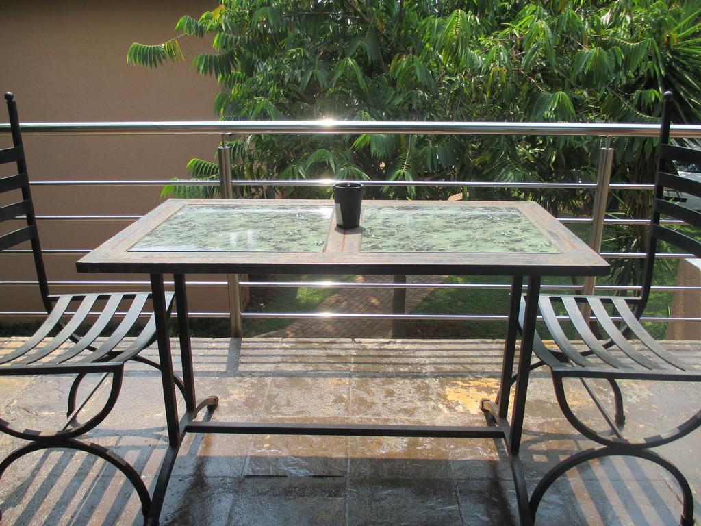 Rio Vista Lodge มาเลเลน ภายนอก รูปภาพ