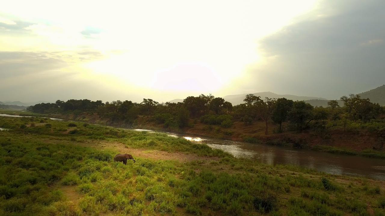Rio Vista Lodge มาเลเลน ภายนอก รูปภาพ